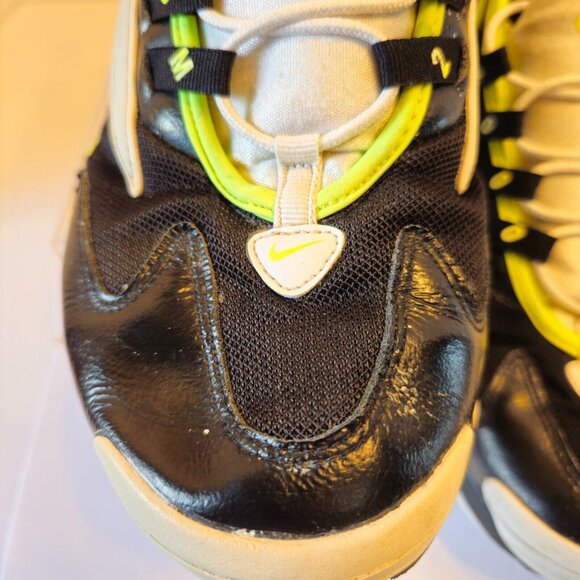 Nike  Zoom 2K  Men's Size 11 White-Black Volt Sneakers - A00269-004 - Picture 9 of 13
